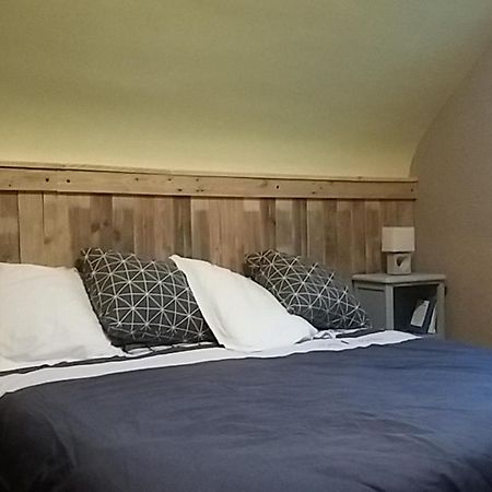 Bed and Breakfast Ellias Pont-lʼAbbé Exterior foto