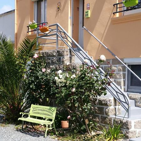 Bed and Breakfast Ellias Pont-lʼAbbé Exterior foto